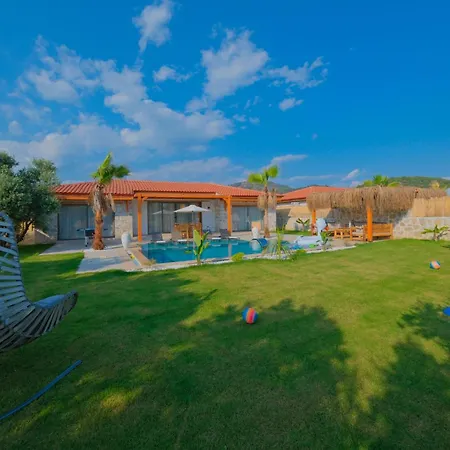 Mono 1 Villa *